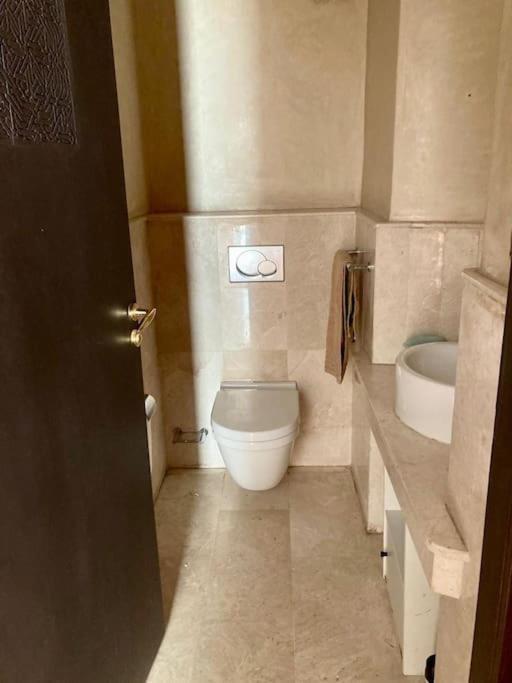 Appartement Centre Gueliz Avec Terrasse Spacieuse