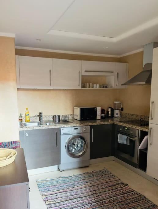 Appartamento Centre Gueliz Avec Terrasse Spacieuse
